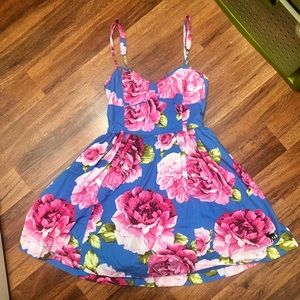 XS Abercrombie & Fitch dress